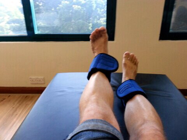 Knee excercises at physical therapy.